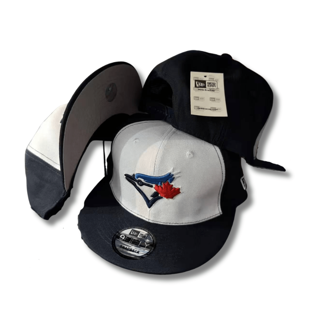 Toronto Blue Jays 9FIFTY White with Navy Brim and Blue Logo – Snapback Cap